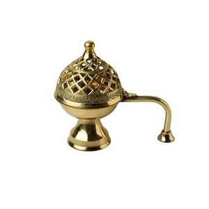 Quemador de Incienso Redondo de Latón Chapado en Oro con Diseño Floral de Uttar Pradesh para Decoración de Mesa en Fiestas de Cumpleaños - Product Image 4
