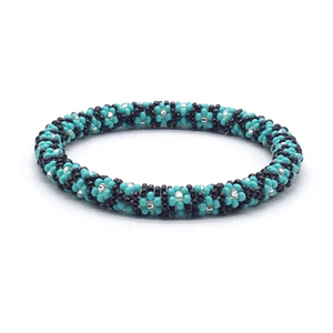 Wholesale Manufacturer Selling High Quality Daily Wear Trendy High Grade Fashion Crochet Glass <b>Beads</b> Bracelet for Casual Ware - Product Image 1