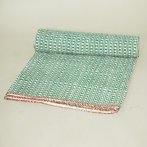Vintage Organic Cotton Kantha Quilt Handmade Reversible Fluffy Washable Quilted <b>Bedspread</b> for Home & Hotel Use - Product Image 4