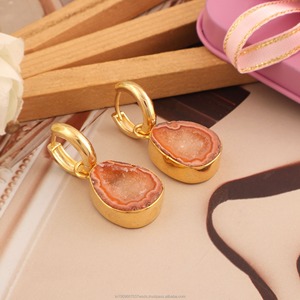 Boucles d'oreilles pendantes en agate drusy rouge plaquées or, avec tranches de cristal naturel, pour femmes, vente en gros - Product Image 3
