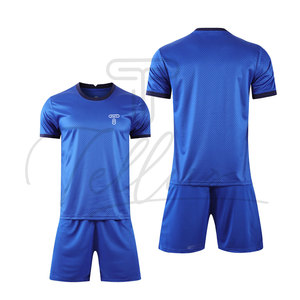 Uniforme de Fútbol Personalizable al por Mayor, Equipo de Fútbol con Logotipo Impreso Personalizado, Hecho en Pakistán, Diseña Tu Propio Uniforme de Fútbol - Product Image 3