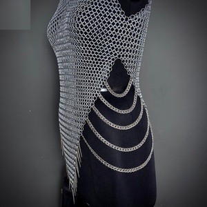 Top de malla de acero inoxidable plateado con diseño moderno y antiguo, forma irregular, armadura de moda, construcción soldada - Product Image 5
