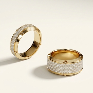 Bague de mariage large pour couple, à bord infini, incrustée de diamants de laboratoire, plaqué or jaune, avec pavé de diamants, pour un lien indéformable, certifiée IGI - Product Image 1