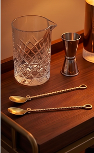 Cuillère de mariage en acier inoxydable doré à double fil torsadé avec manche rond, idéale pour hôtels et restaurants - Product Image 3