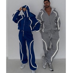 Conjunto Deportivo Unisex con Capucha, Transpirable y Ligero, Color Sólido, Estampado Luminoso, Cintura Ajustable con Cordón, Corte Regular, Casual - Product Image 1