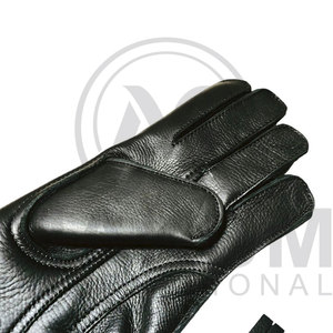 Gants de fauconnerie en cuir pour la manipulation des oiseaux, la formation et la sécurité des mains, fabriqués en cuir avec logo personnalisé - Product Image 4
