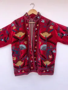 Nueva Llegada, Chaqueta de Terciopelo Rojo de Lujo Hecha a Mano para Mujer, Prenda Étnica Festiva, Cárdigan Acogedor de Manga Larga para Damas - Product Image 3