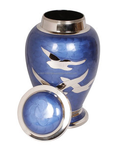 Urnas de Cremación de Latón Personalizadas al por Mayor, Tamaño 10 Pulgadas, Multicolores, Estilo Americano, Más Vendidas en India, para Cenizas Humanas, Conmemorativas - Product Image 3