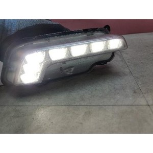 ไฟตัดหมอกมือสองสำหรับรถยนต์ E-class ด้านขวา รุ่น A2128200856 - Product Image 1