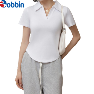 Polo femme à col polo, coupe ample et confortable, avec ourlet incurvé et motif imprimé, pour l'été – Vêtements pour femme en marque propre - Product Image 4