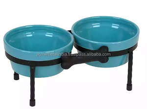 Bol rond en métal durable et élégant pour animaux de compagnie en acier de qualité avec motif de fleurs émaillées colorées pour les aliments pour chiens Application en bois - Product Image 6