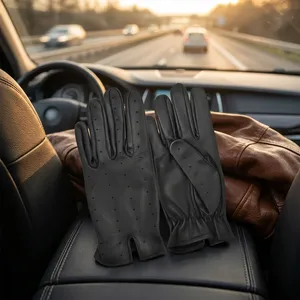 Gants de conduite en cuir de vachette noir de qualité supérieure pour hommes et femmes avec sangle de poignet réglable et chaleur hivernale confortable - Product Image 6