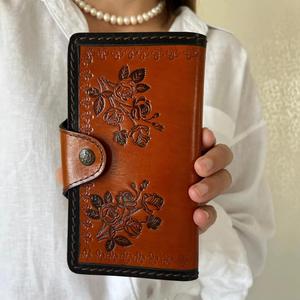 Personnalisé fait à la main femmes 100% en cuir véritable Vintage Portable portefeuille outil à main géométrie broderie sculpté porte-carte embrayage - Product Image 3