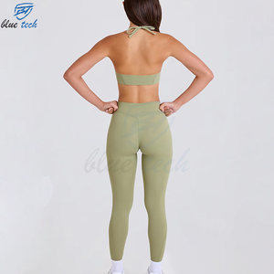 Ensemble de sport pour femmes en promotion : soutien-gorge de sport et leggings taille haute, tenue de fitness et yoga, ensemble de vêtements de sport de haute qualité - Product Image 2