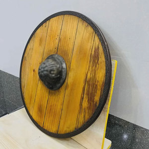 Escudo de madera hecho a mano, estilo sencillo, para espectáculos teatrales, eventos de disfraces, decoración de pared, hogar y colección. - Product Image 3