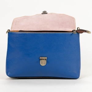 Bolso de mano de cuero genuino reciclado con estilo para mujer, bolso único multiuso de Color arcoíris, eslinga sostenible - Product Image 6