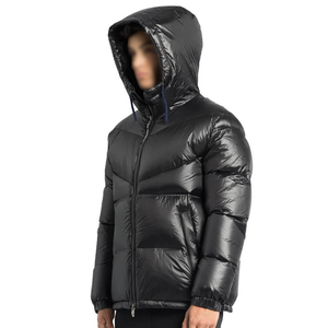 Veste matelassée OEM en gros, manteau à capuche de créateur avec logo OEM, coupe-vent respirant en polyester/coton, hiver unisexe pour hommes et femmes - Product Image 1