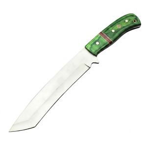 Cuchillo Tanto Bushcraft Hecho a Mano – Hoja de Acero con Alto Contenido de Carbono y Mango de Resina y Nogal con Funda de Cuero - Product Image 1