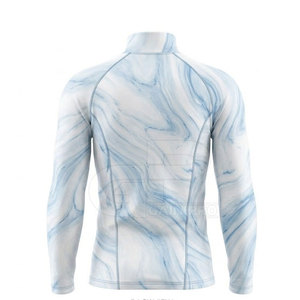 Camiseta de compresión avanzada para fútbol con tecnología de secado rápido para mayor comodidad durante partidos, entrenamientos y sesiones de fitness. - Product Image 3