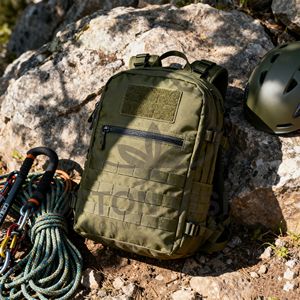 Sac à dos tactique imperméable en nylon 30-40L avec cadre interne pour le camping et l'alpinisme - Product Image 5