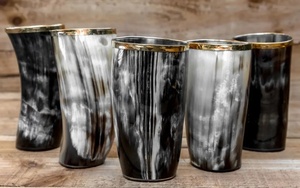 Buffalo Horn Glass Viking Drinking <b>Cup</b> with Solid Pattern Leak-Proof & <b>Large</b> Capacity Hand Blown Glass with Tray - Product Image 3