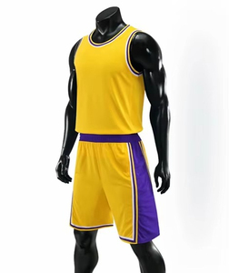 Ensemble d'uniformes de basketball sans manches personnalisés 2025 de haute qualité – Maillot noir respirant et short uni teint avec motif 3D – Style été - Product Image 2