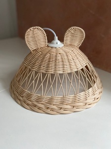 Lámpara Colgante de Ratán Hecha a Mano de Lujo - Araña Tejida Natural para Restaurante y Hotel - Pantalla de Lámpara Colgante de Bambú Ecológica - Product Image 6