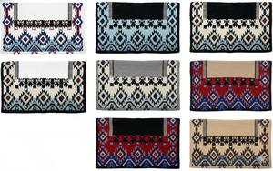 Couvertures de selle western surdimensionnées 34x42, personnalisables, 100% laine de Nouvelle-Zélande, pour l'équitation sportive et les compétitions. - Product Image 6