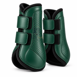 Botas de cepillado para caballos resistentes, diseñadas con material exterior duradero, acolchado cómodo y correas ajustables para entrenamiento regular. - Product Image 2