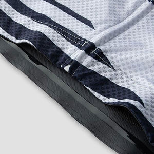 Maillot de cyclisme pour hommes à prix ajustable, designs entièrement personnalisés, tendance du moment, meilleur matériau, maillot de cyclisme pour hommes de qualité supérieure - Product Image 4