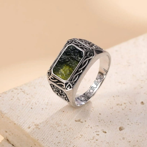 Anillo Único y Auténtico con Gema de Moldavita en Bruto |   Anillo de Plata de Ley para Hombre |   Anillo Boho Hippie de Moldavita Certificada |   2026 - Product Image 3