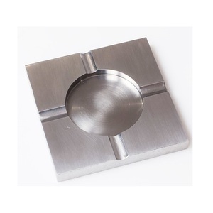 <b>Portable</b> Steel <b>Ashtray</b> Lightweight Metal Smoking Holder Suitable for Travel Outdoor Use Heat Safe Surface and Easy Care - Product Image 2