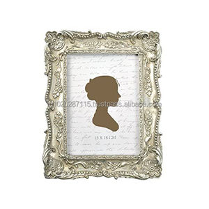 Marco de fotos de metal hecho a mano para detalles artísticos del hogar con patrones únicos, construcción sólida y presentación elegante - Product Image 6