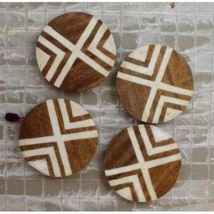 Sous-verres ronds en bois d'acacia de qualité supérieure avec fonction anti-chaleur pour servir le thé, le café et les boissons, design moderne, protège les surfaces de table - Product Image 2