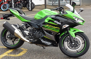 Nouvelles motos NINJAS 400 ABS KRT EDITION 2025 abordables, prêtes à être expédiées - Product Image 3