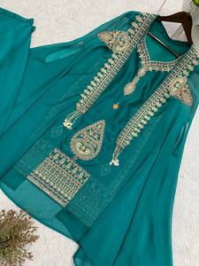 Ensemble Designer Rangoli Top Palazzo et Shrug pour Femme, Broderie à Cordon et Paillettes, Style Pakistanais, Tenue de Soirée Ethnique, Entièrement Cousu - Product Image 3