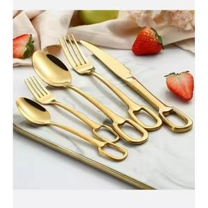 Juego de Cubiertos de Acero Inoxidable de Acabado Puro, Cubertería Premium para Bodas y Cenas - Product Image 3