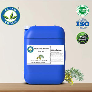 Aceite esencial de ajenjo (Artemisia absinthium) con fuerte aroma amaderado, destilado al vapor, de grado aromaterapéutico y terapéutico, en India. - Product Image 4