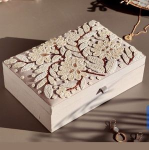 Caja de Joyería de Lujo con Logotipo Personalizado, Envuelta en Tela Blanca, con Cuentas Bordadas, para Guardar Joyas, con Tarjeta de Regalo - Product Image 1