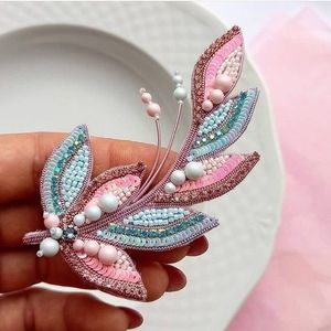 MD HANDICRAFTS Artistic Floral Embroidery Handmade Brooch with High Quality Seed Beads for Wedding Occasions Unisex - Product Image 2