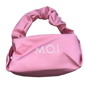 Pochette à maquillage classique en cuir PU, élégant organiseur de cosmétiques pour les voyages et l'usage quotidien - Product Image 1