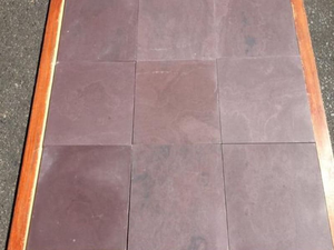Pierre d'ardoise naturelle chocolatée avec bords sciés pour revêtements de sol intérieurs et extérieurs, bardage mural et applications décoratives - Product Image 2