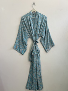 Robe kimono imprimée pour femme, peignoir en soie fait main pour femme - Product Image 4