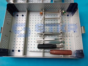 Kit d'instruments orthopédiques pour radius distal de 2,4 mm en acier inoxydable, avec vis, plaques et outils, pour usage manuel en milieu hospitalier destiné aux médecins - Product Image 5