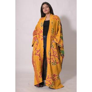 Chaqueta Varsity Extra Grande para Mujer, Estilo Vintage, de Algodón Kantha Acolchado, Transpirable, Ecológica, con Estampado Floral y Cuello Chal - Product Image 2