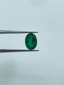Anillo con Esmeralda Natural de Alta Claridad, Corte Ovalado, Piedra Suelta, Alto Pulido, Personalizado al Mejor Precio - Product Image 5