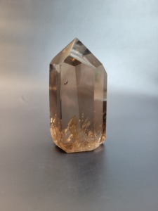 Haute qualité sculpté Smoky Quartz Point tour naturel pierres précieuses cristal obélisque pour la décoration de la maison Feng Shui amour en vrac décoratif - Product Image 2