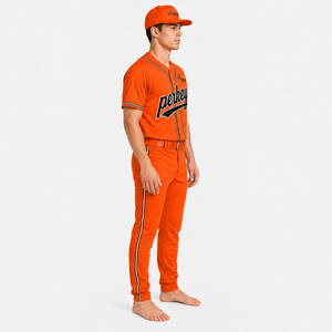 Uniforme de Béisbol Hecho con Material de Poliéster Duradero, Movimiento Flexible, Propiedades de Secado Rápido, Construcción Transpirable, Cómodo - Product Image 4