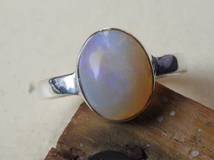 Anillo de Boda de Plata Maciza Australiana con Ópalo - Color Multifuego, Talla 6.5 de EE. UU., Engaste de Garras, Regalo para Fiesta o Boda - Clásico Hecho a Mano - Product Image 5