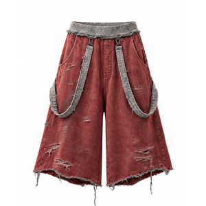 Shorts Bermuda Homme Rouge Délavé à Jambes Larges avec Bretelles Grises Amovibles en Toile 100% Coton, Taille Élastique et Respirant - Product Image 1